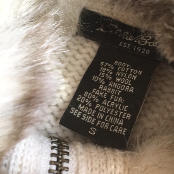 Eddie Bauer vest with fur line neck - Picture 3 of 3